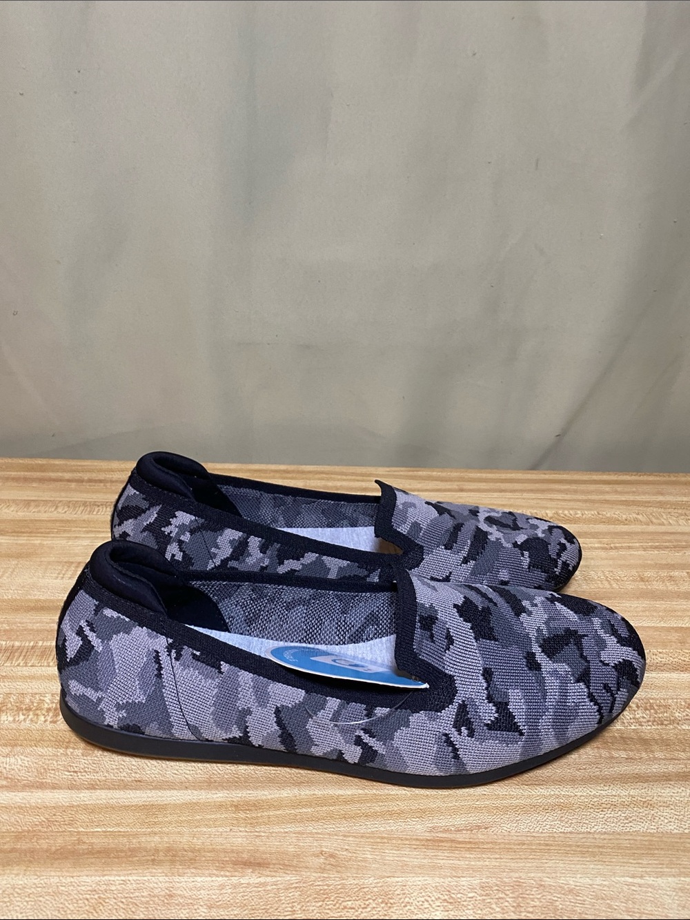 Cloudstepper By Clarks CARLY DREAM Loafers Black Camo Flat Knit Women’s 11